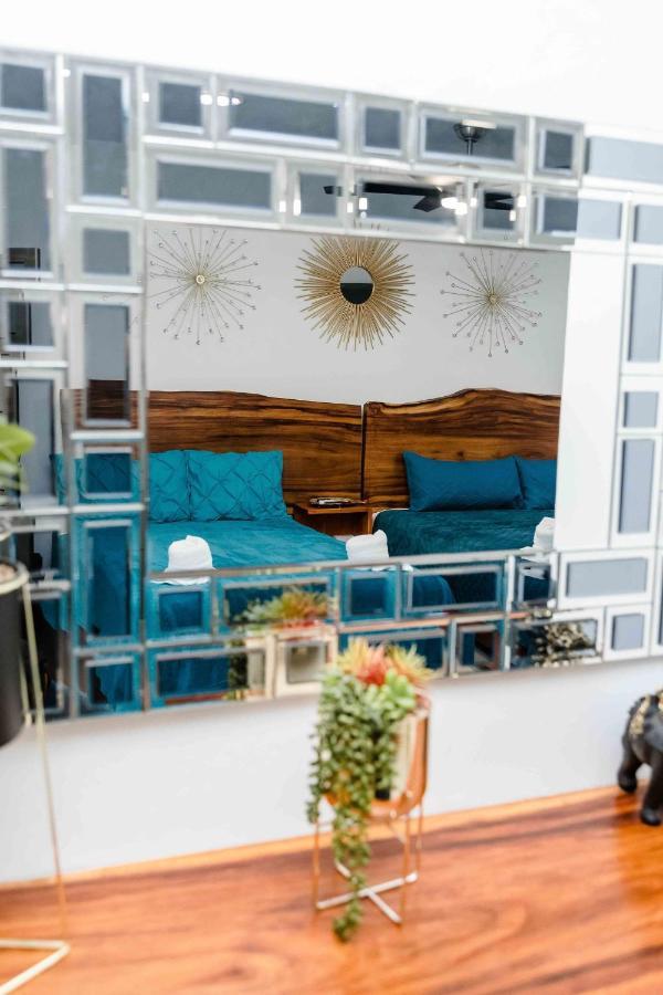 Hotel Naomi City Center Бакалар Екстериор снимка
